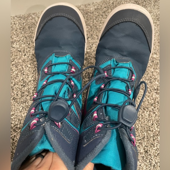 Merrell big kids snow boots, size 5 - Picture 6 of 11